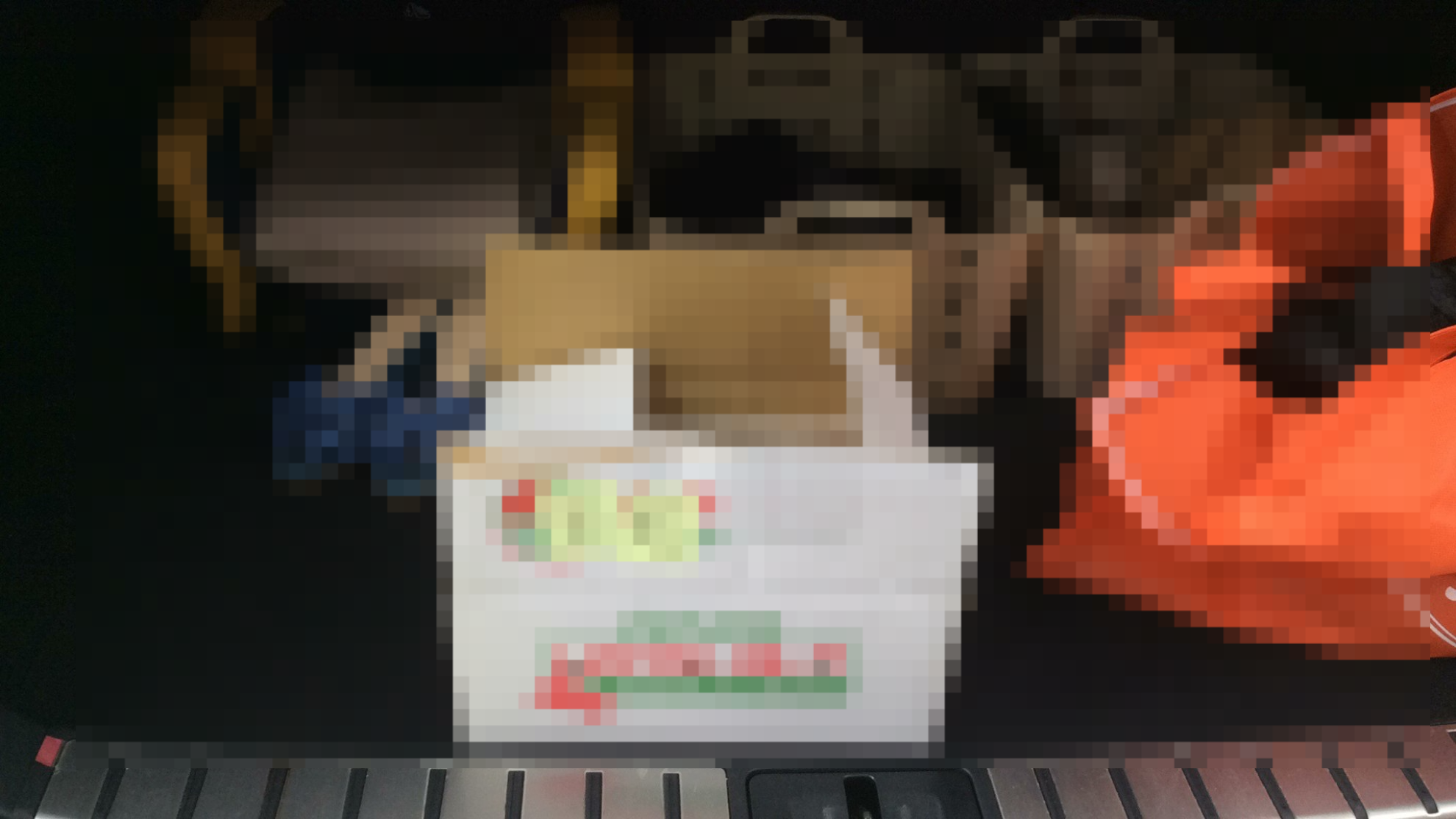 内装トランク