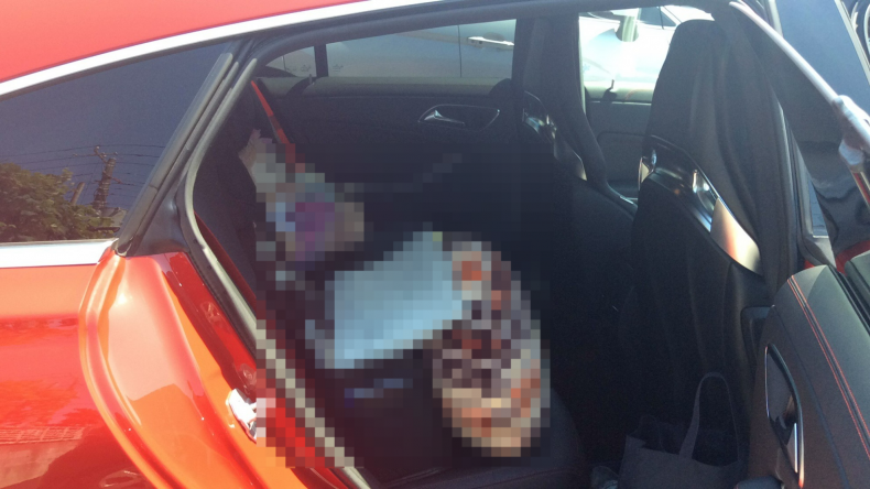 内装後方シート