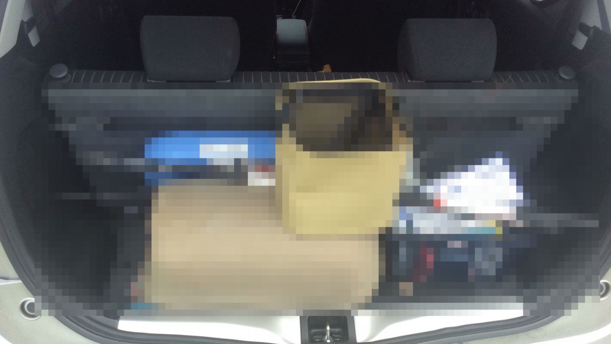 内装トランク