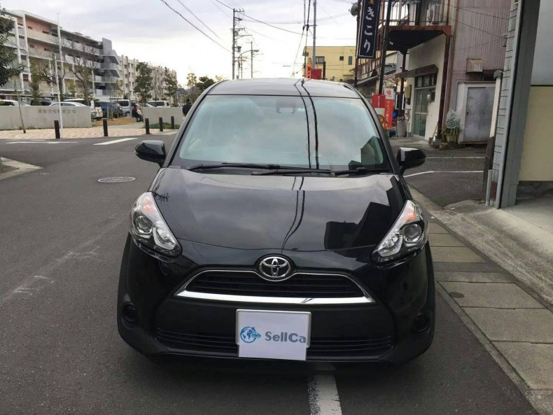 外装前方