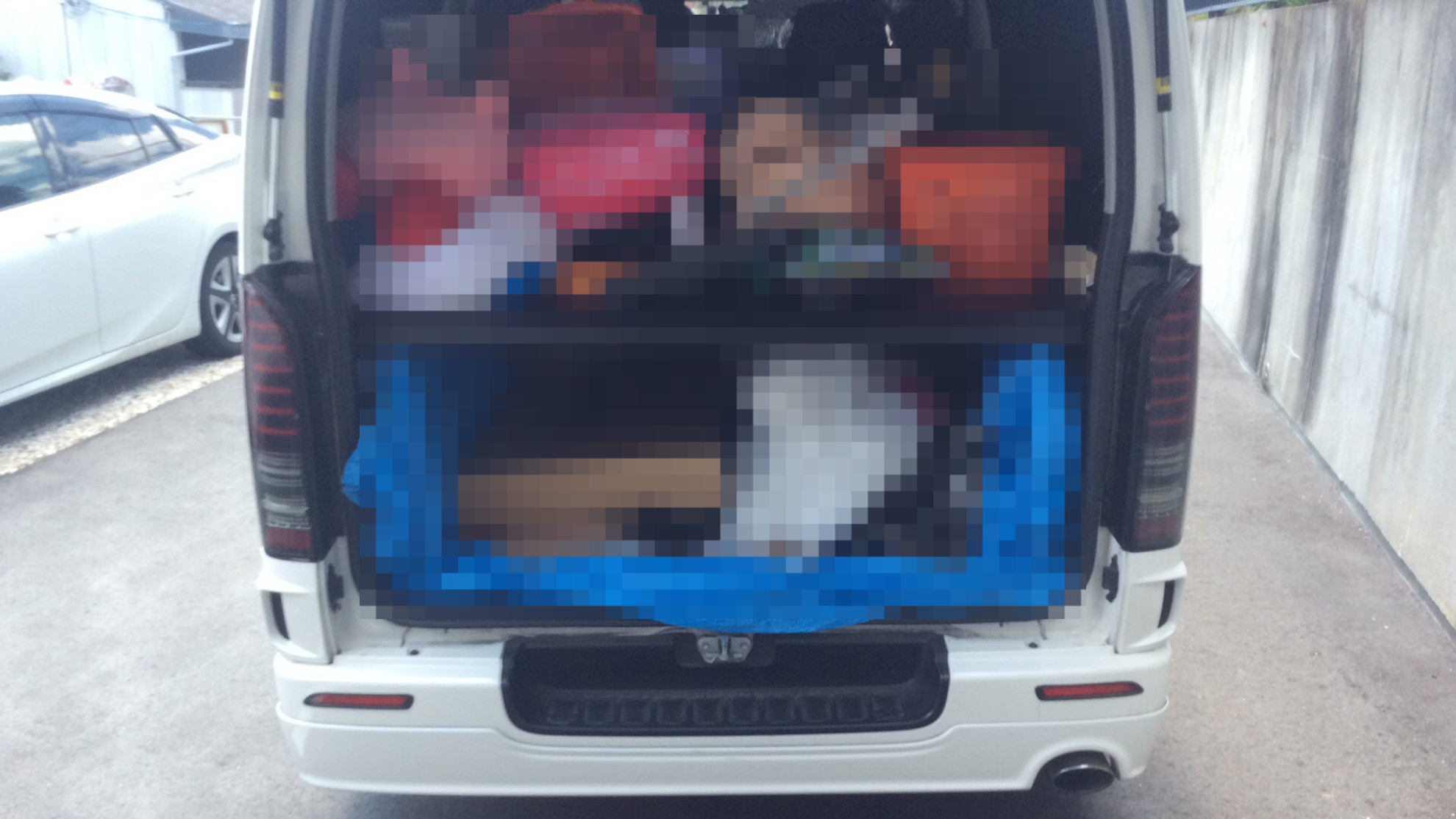 内装トランク
