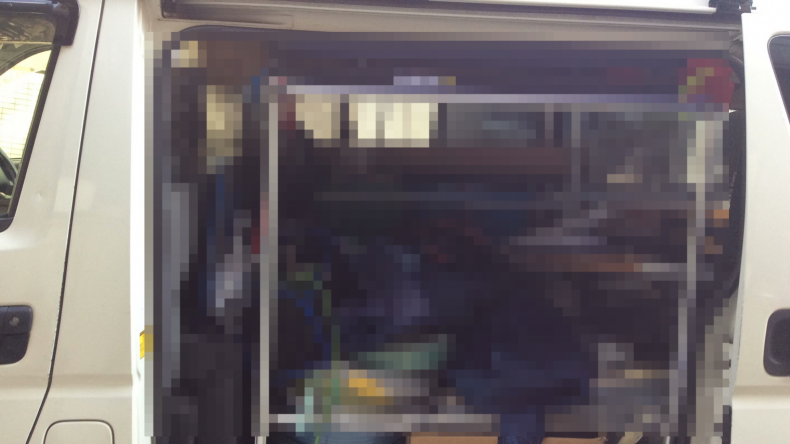 内装後方シート