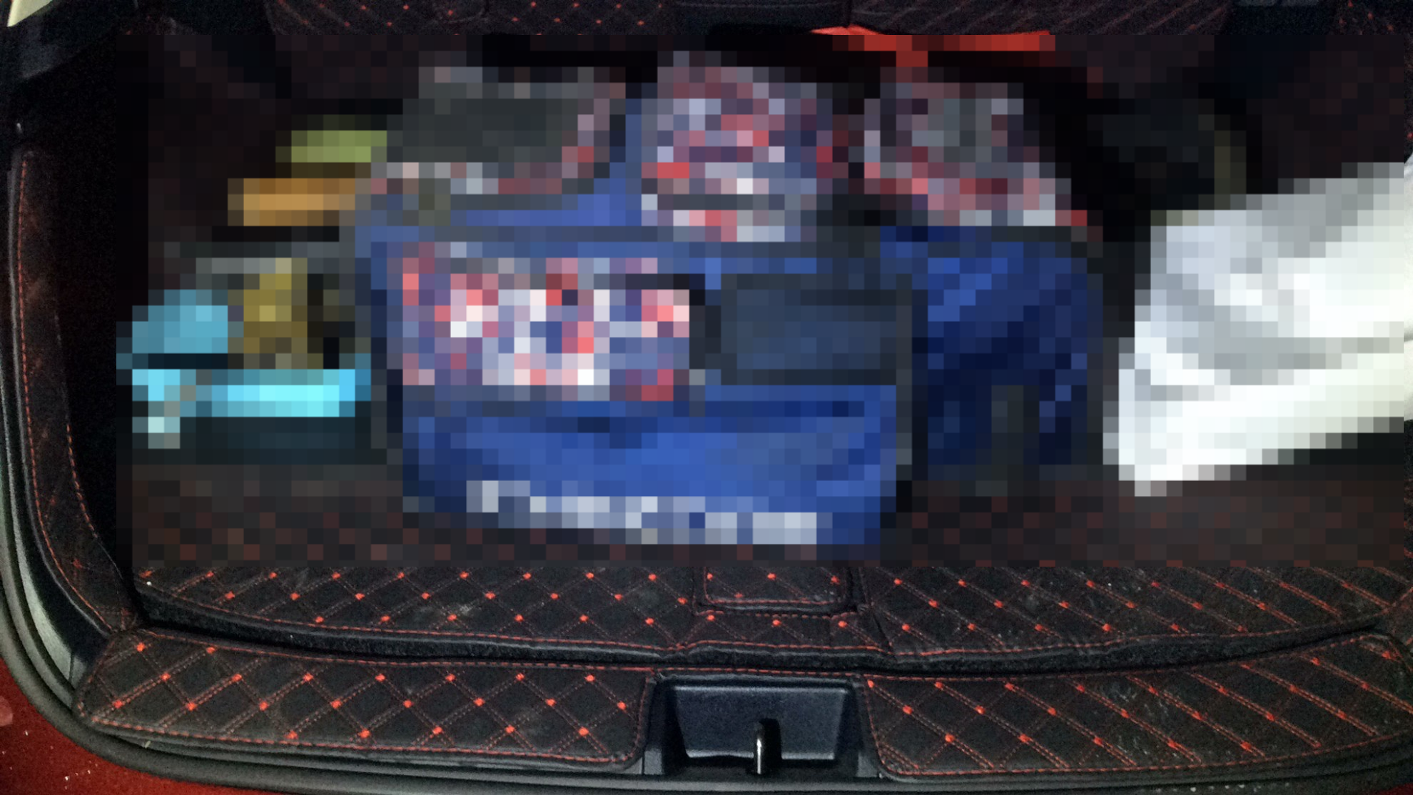 内装トランク