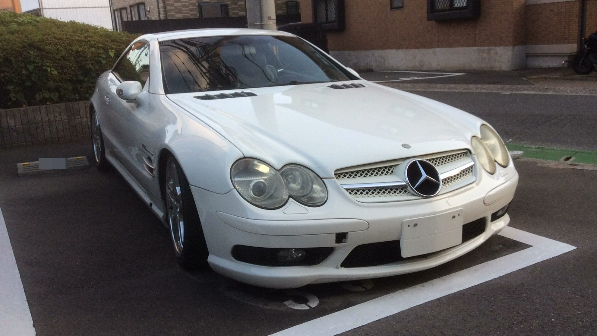 外装右前
