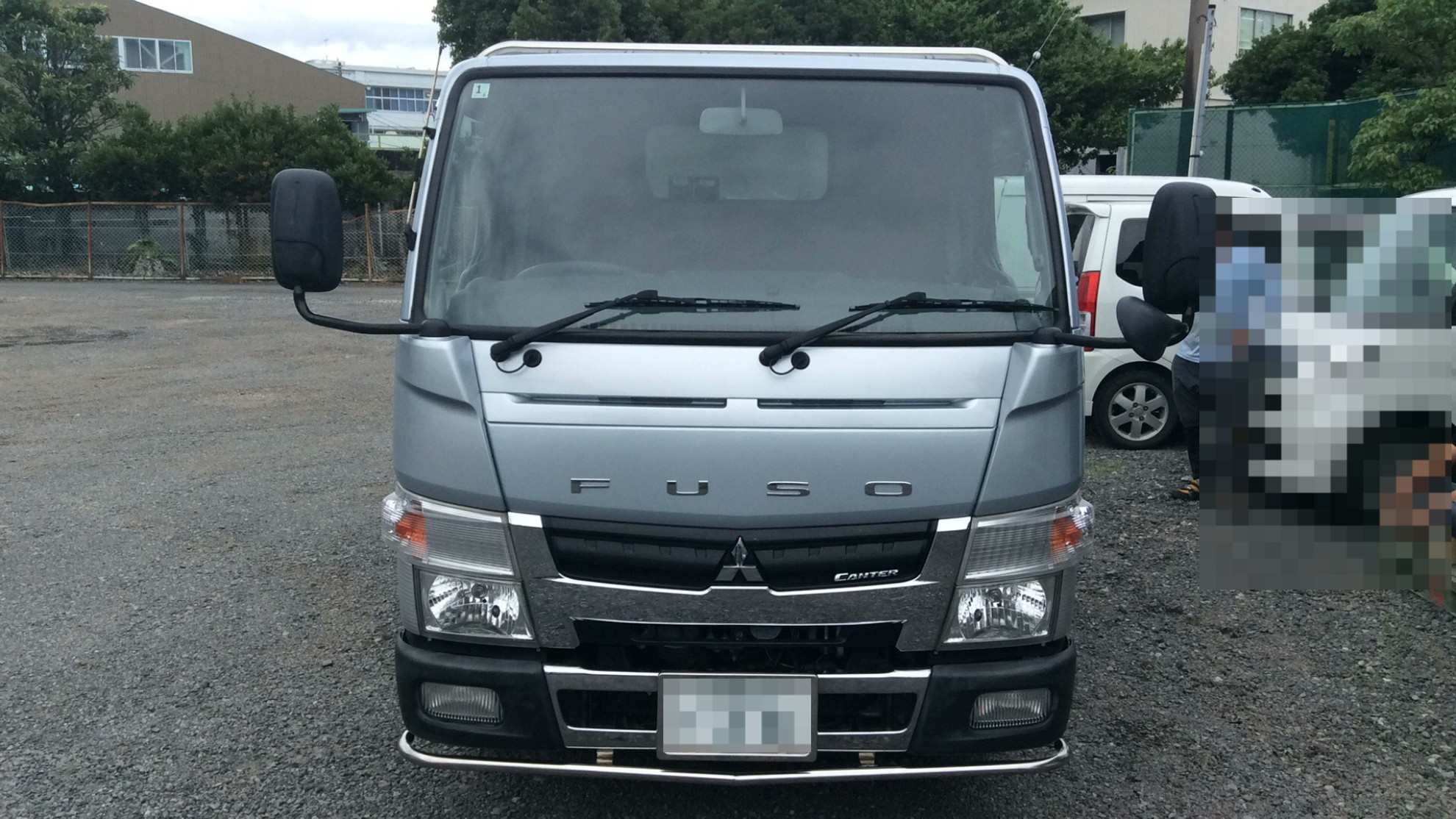 外装前方