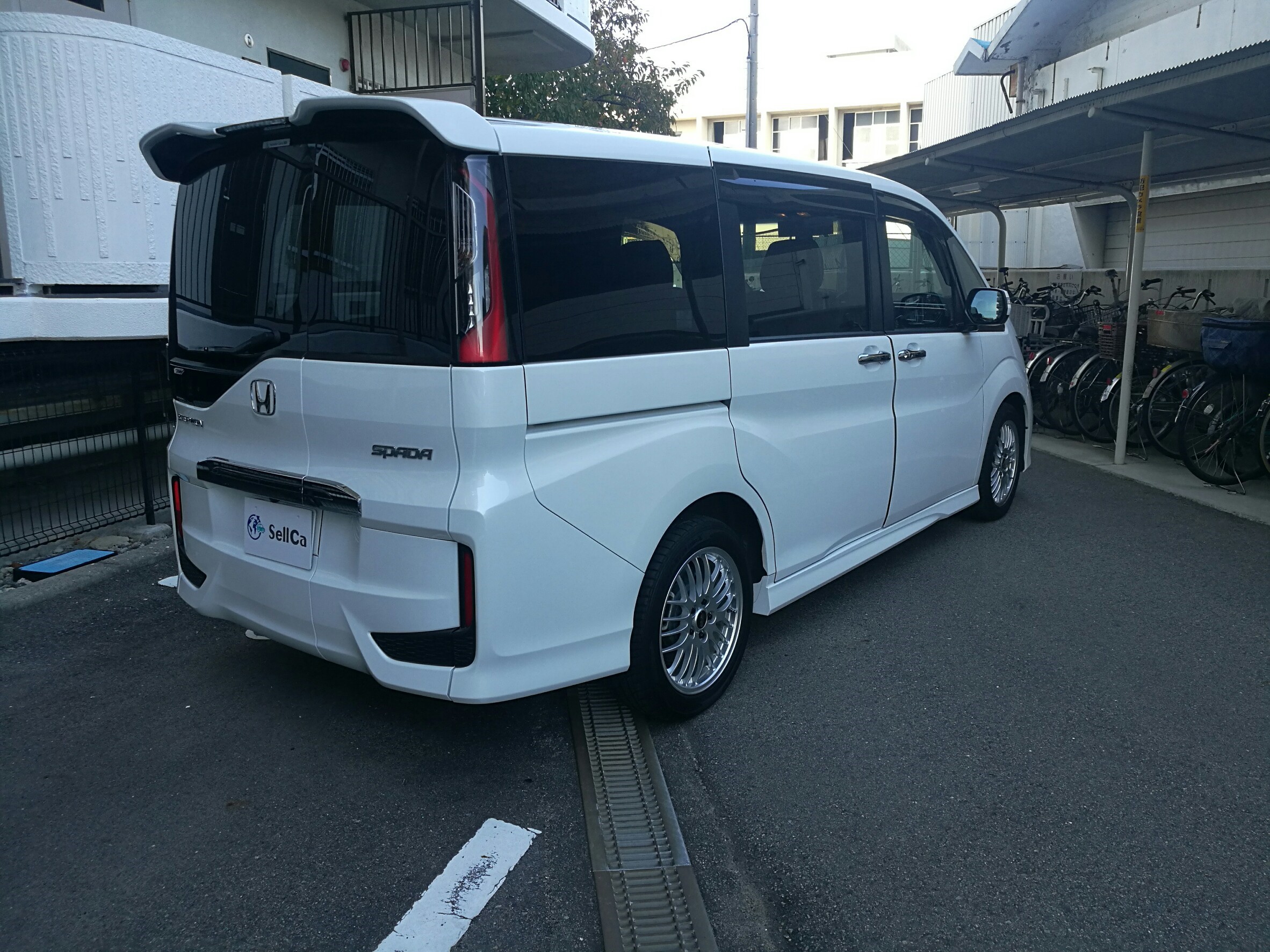 外装右後