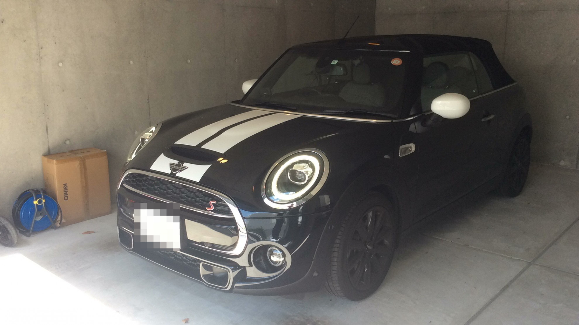 car_main_img
