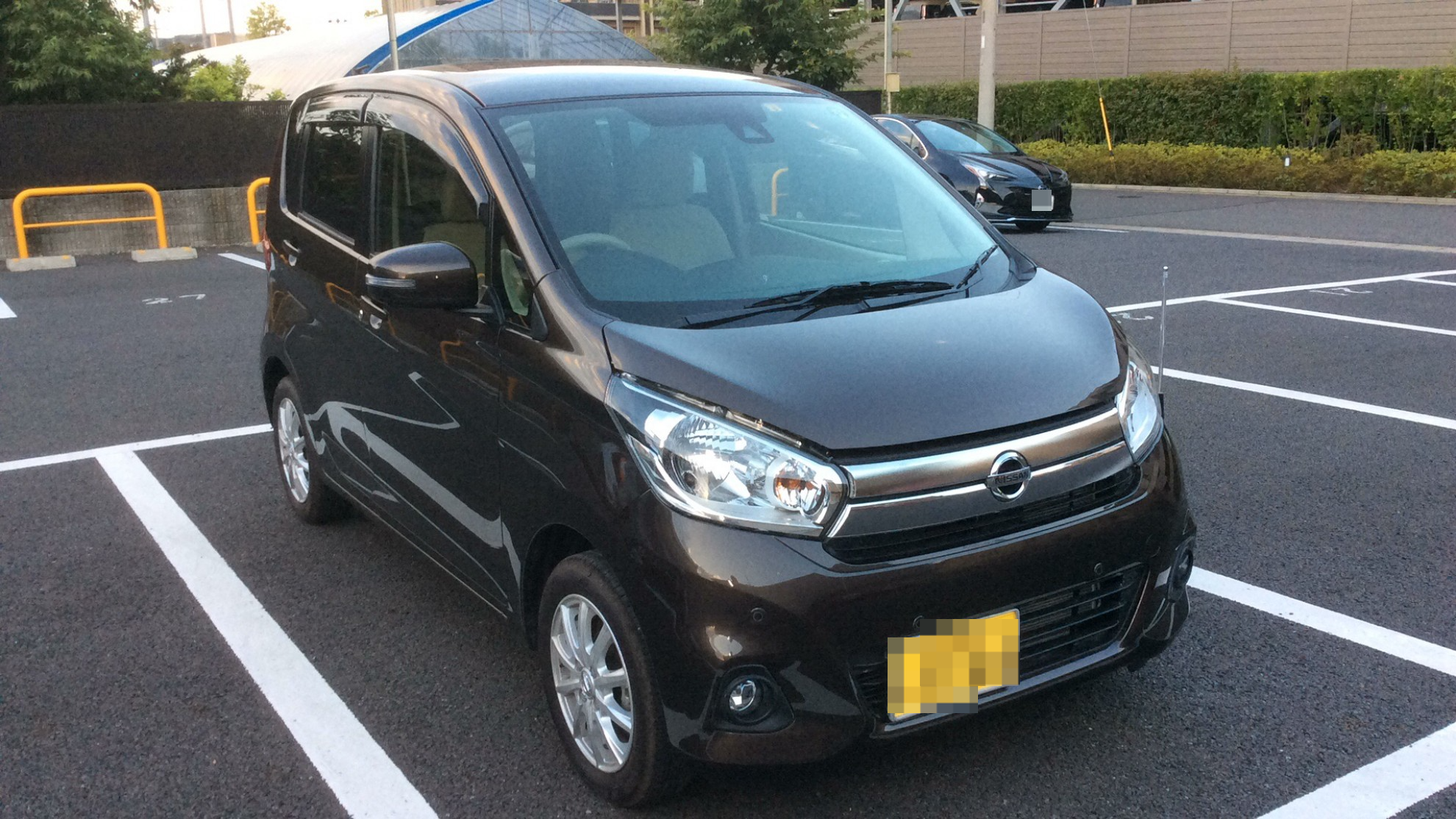 外装右前