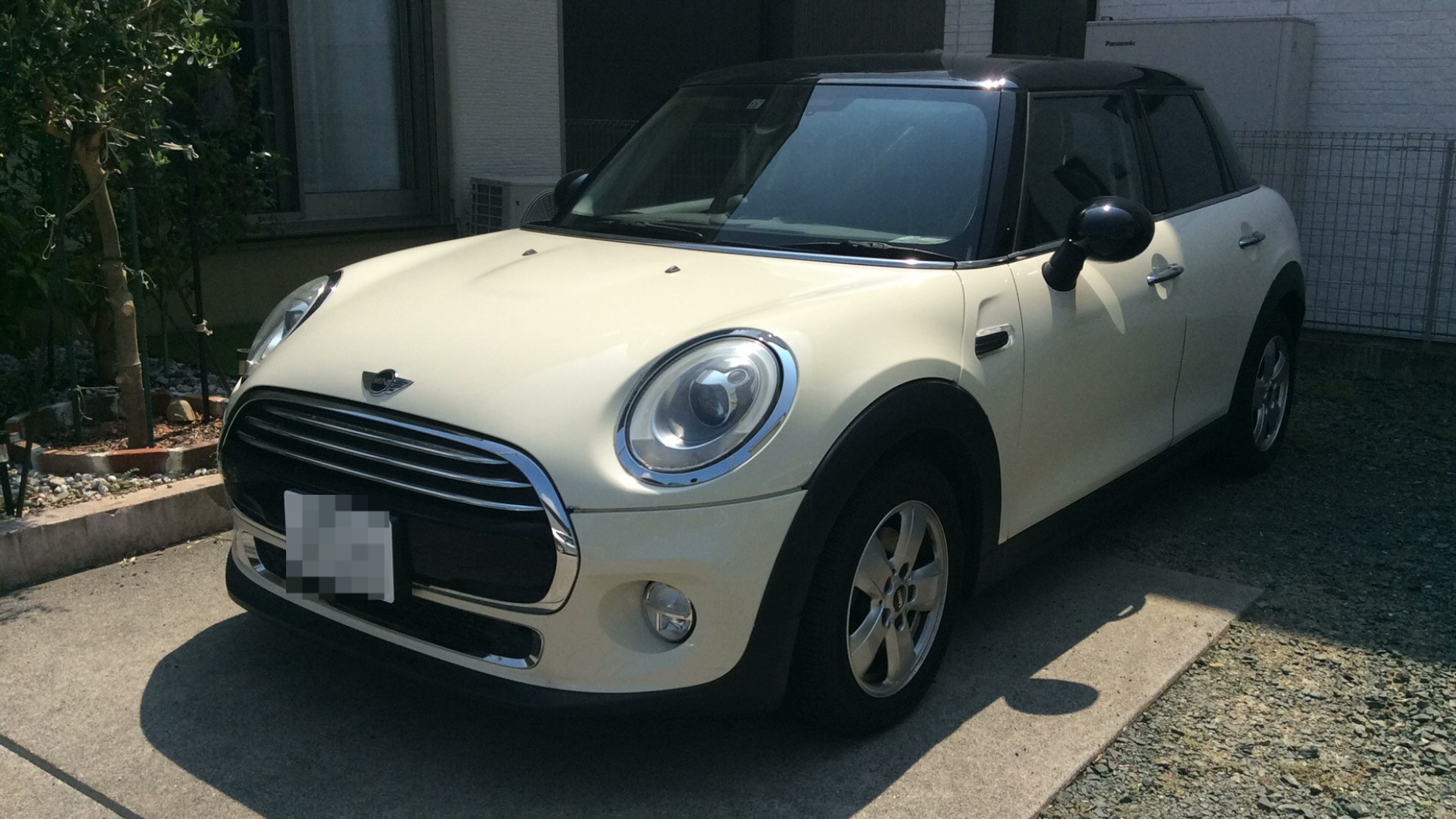 car_main_img