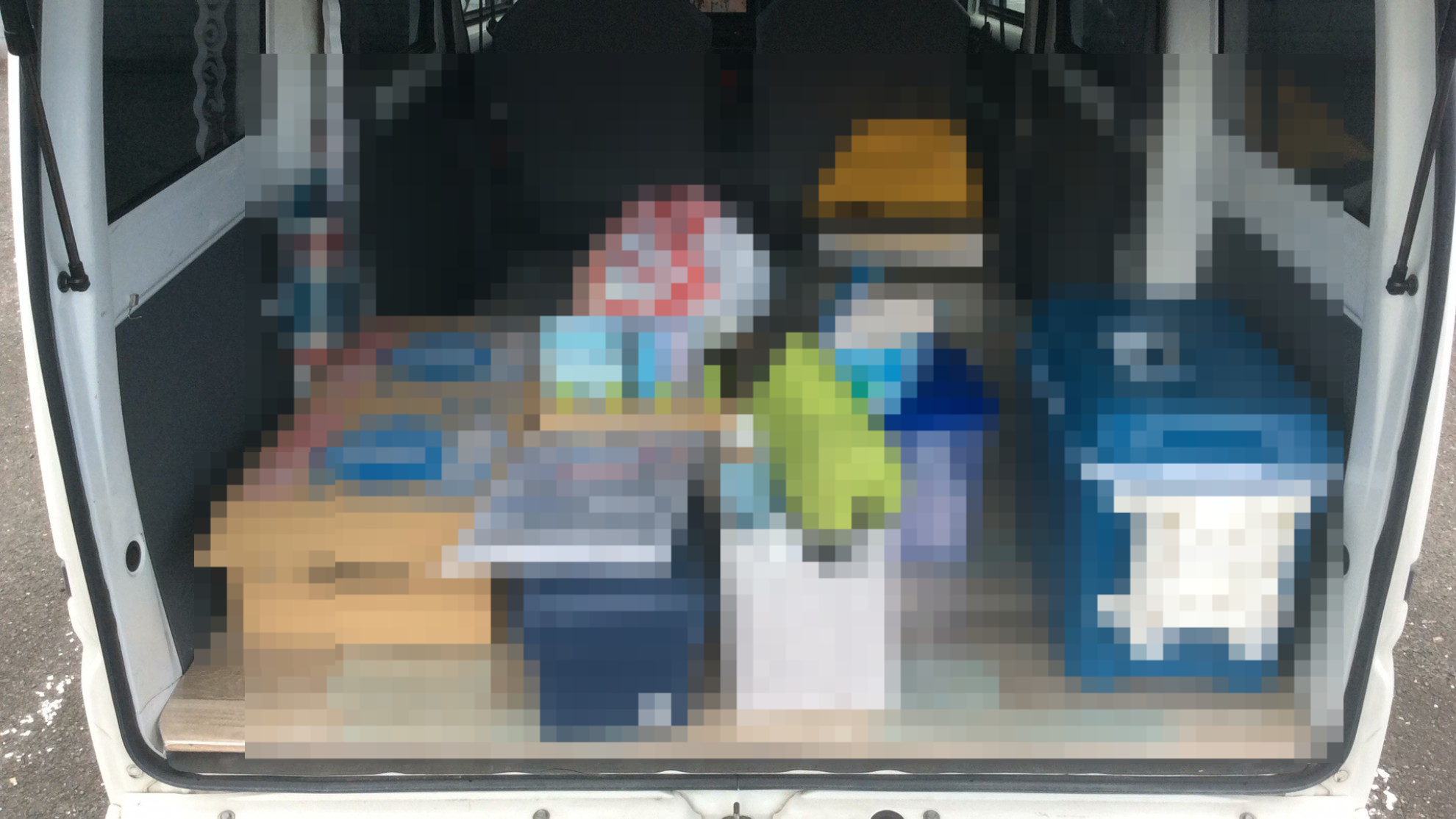 内装トランク