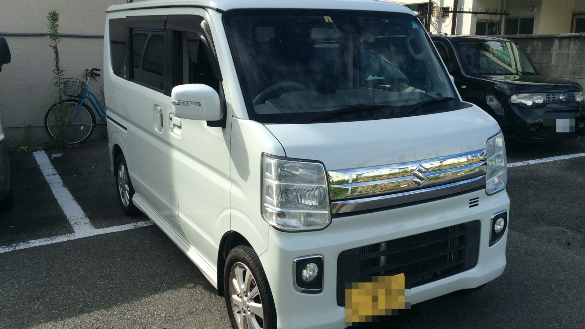 外装右前