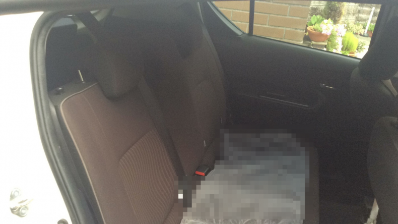 内装後方シート