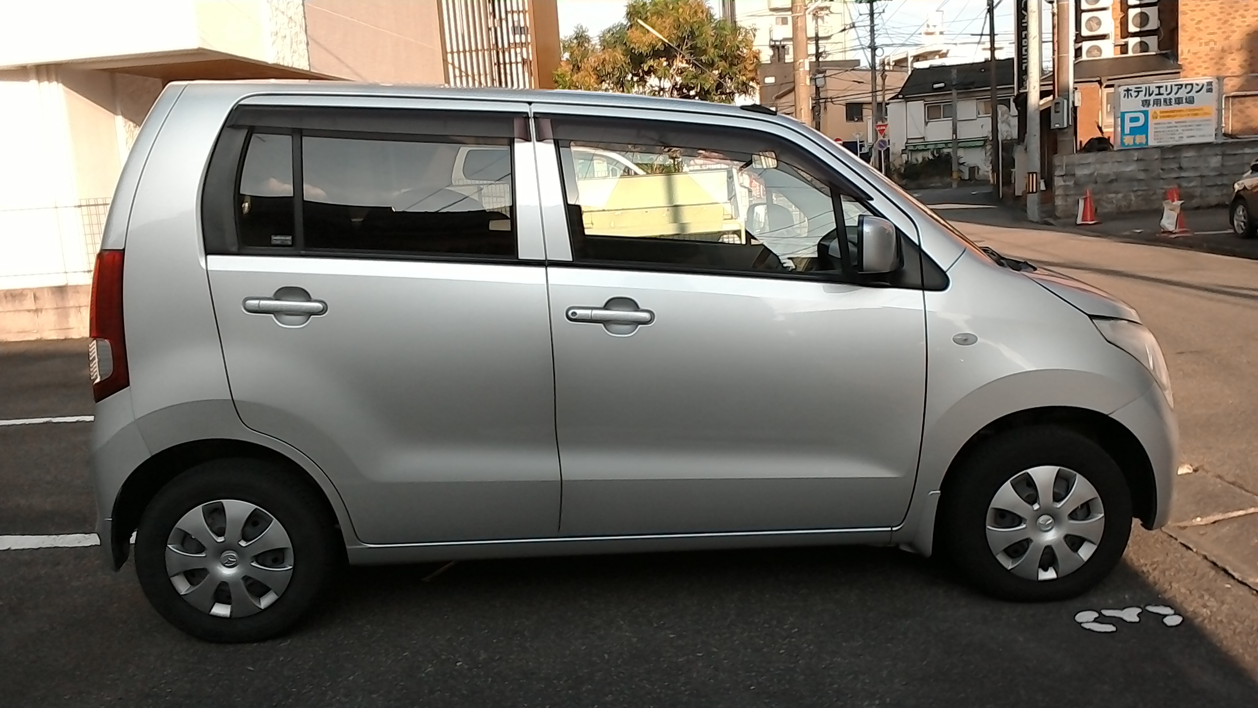 外装右