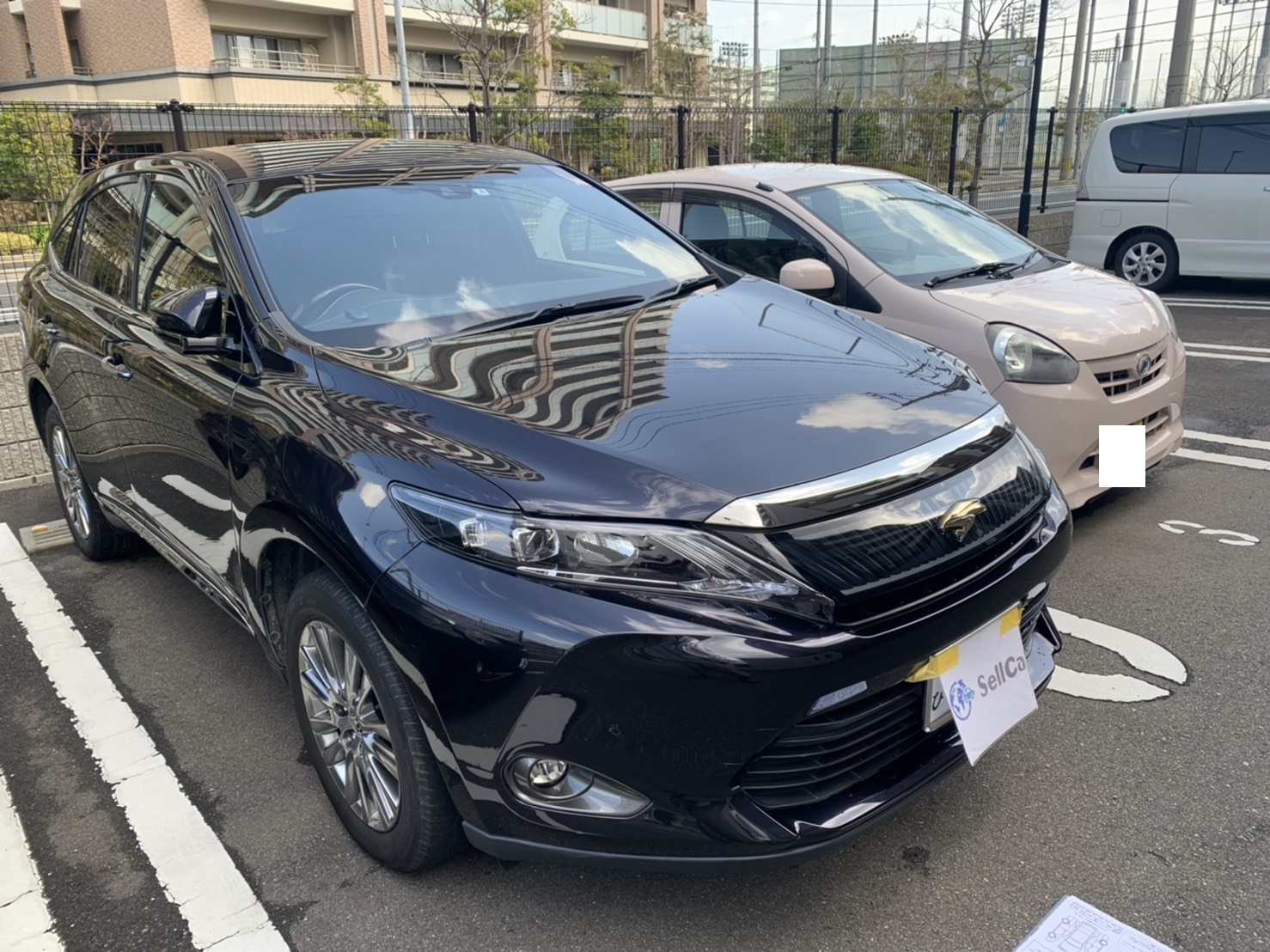 外装右前