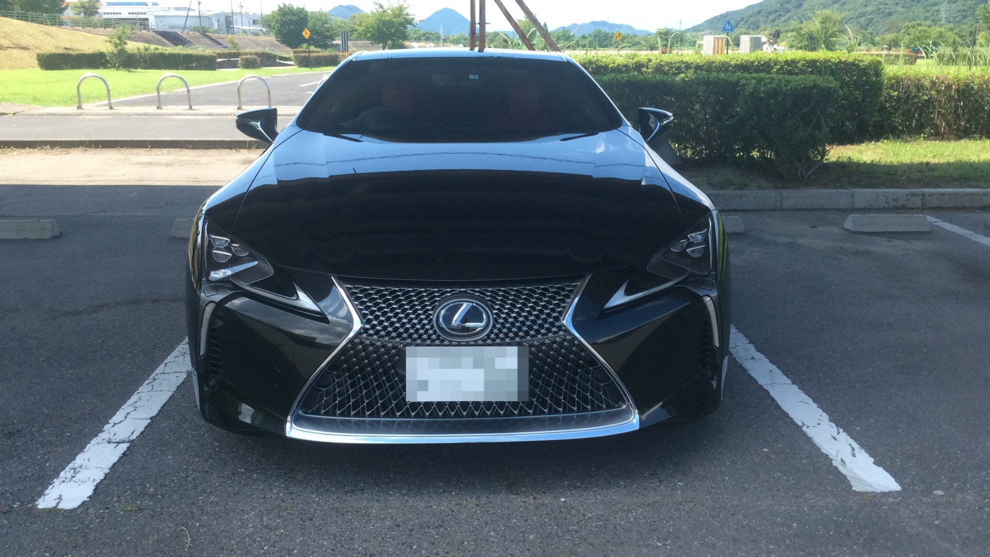 外装前方