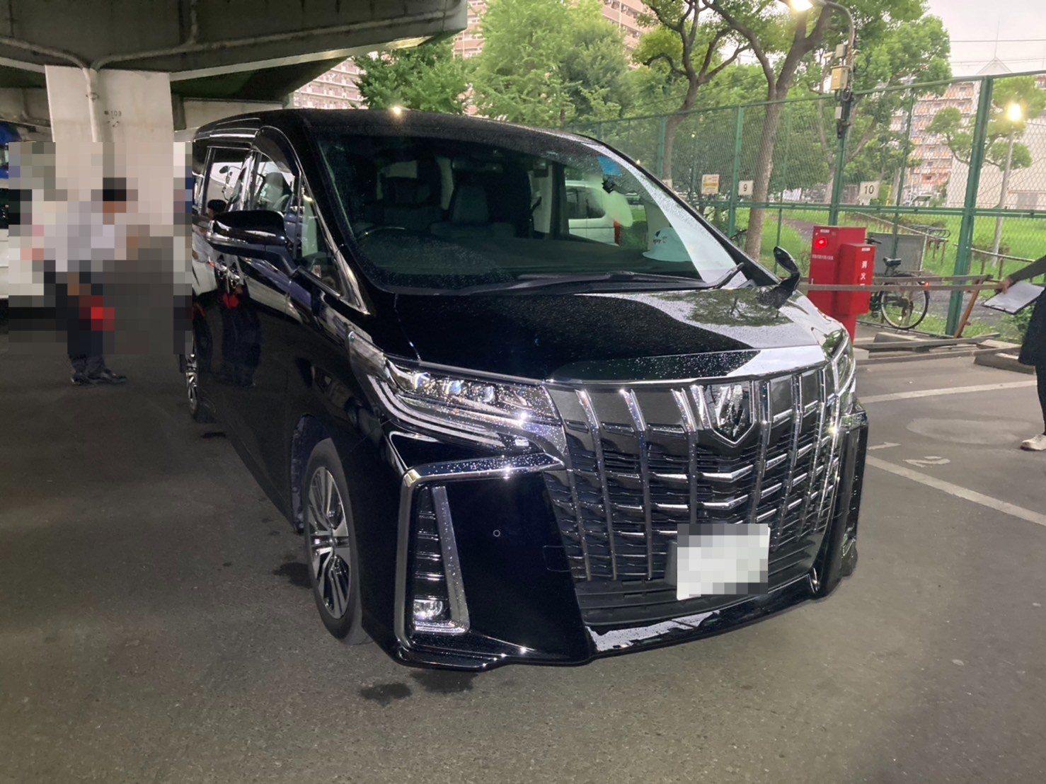 外装右前