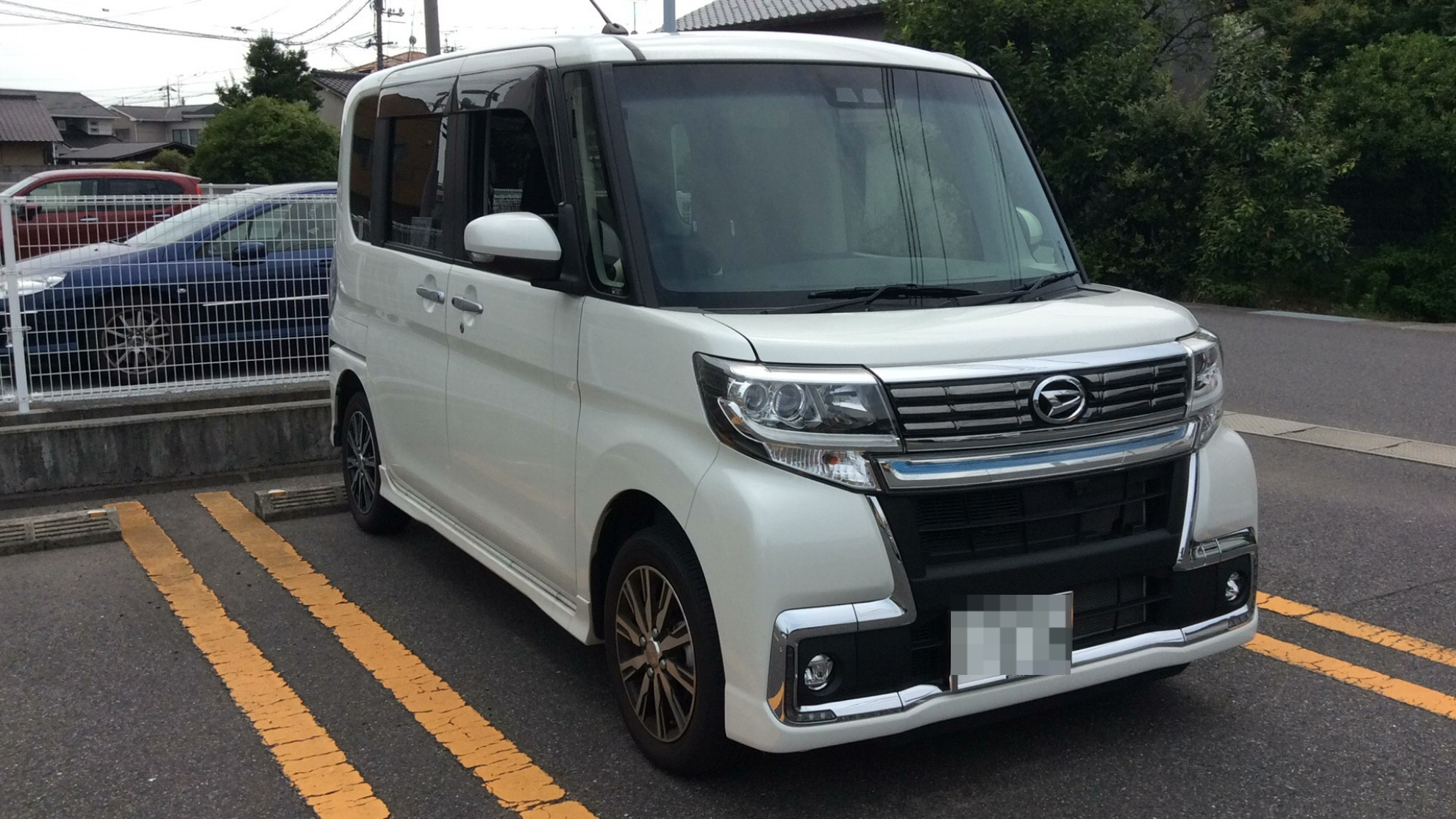 外装右前