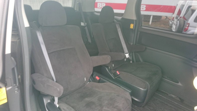 内装後方シート