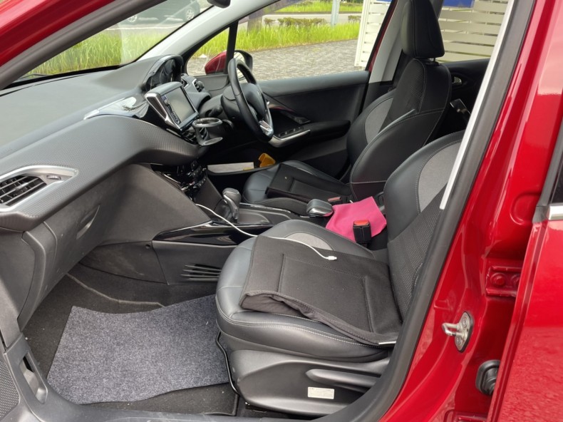 内装前方シート