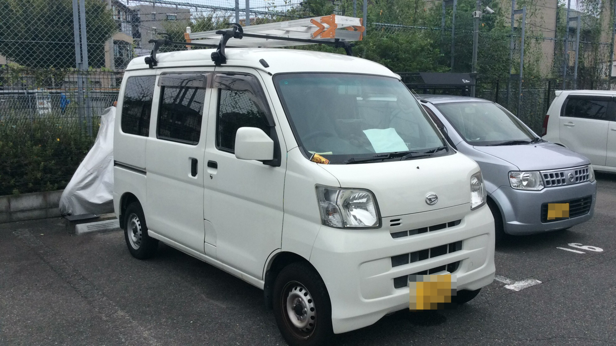 外装右前