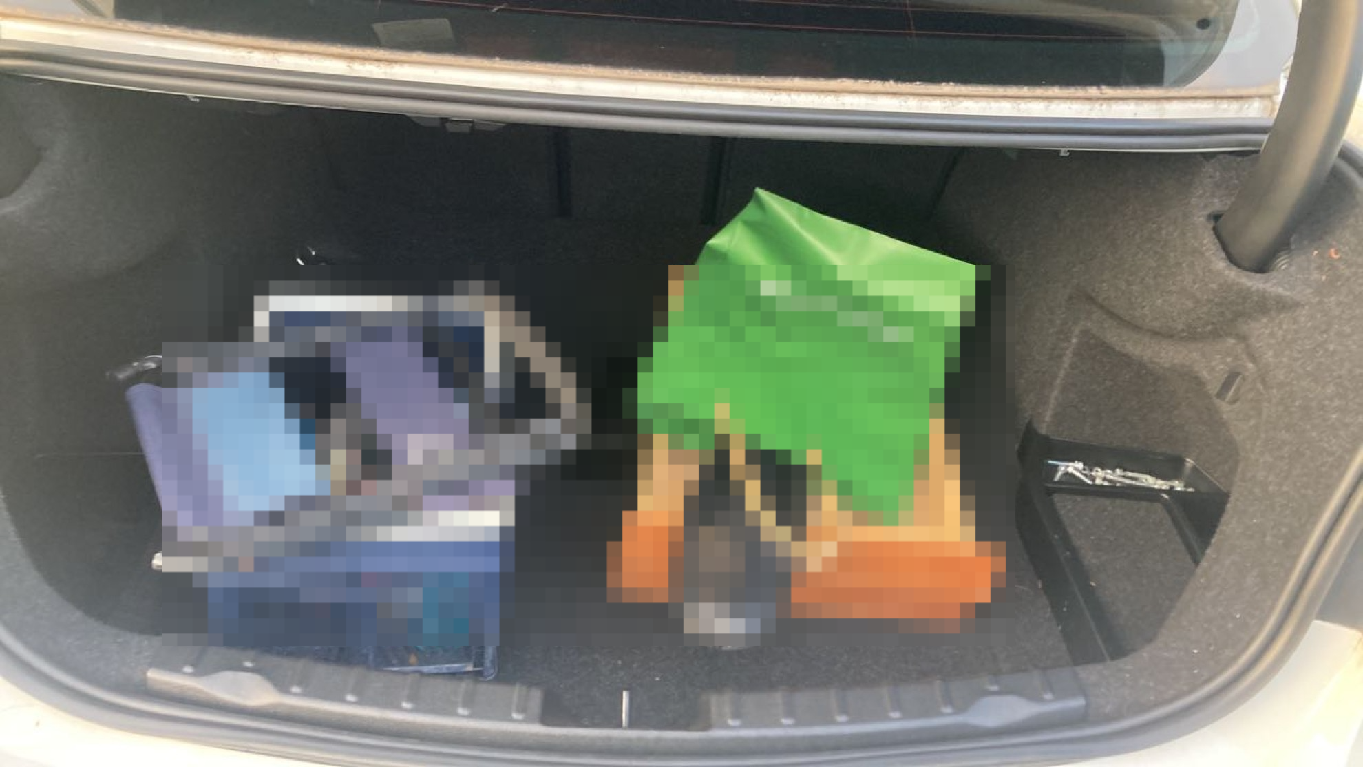 内装トランク