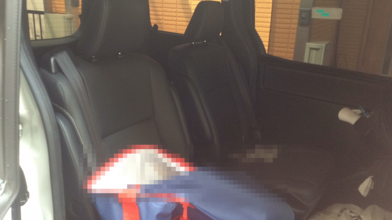 内装後方シート