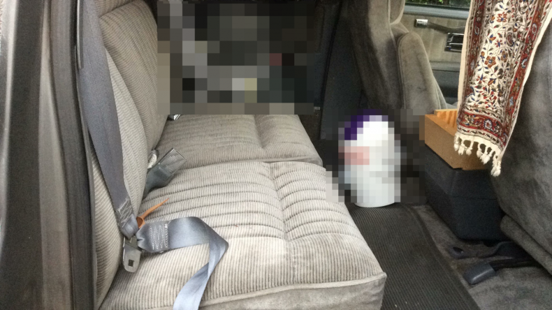 内装後方シート