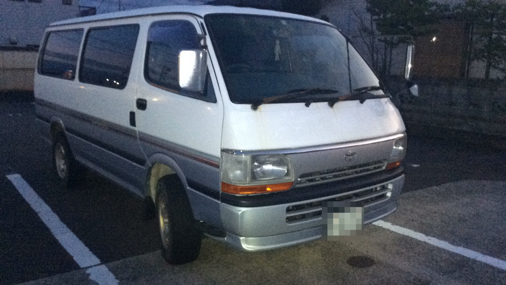 外装右前