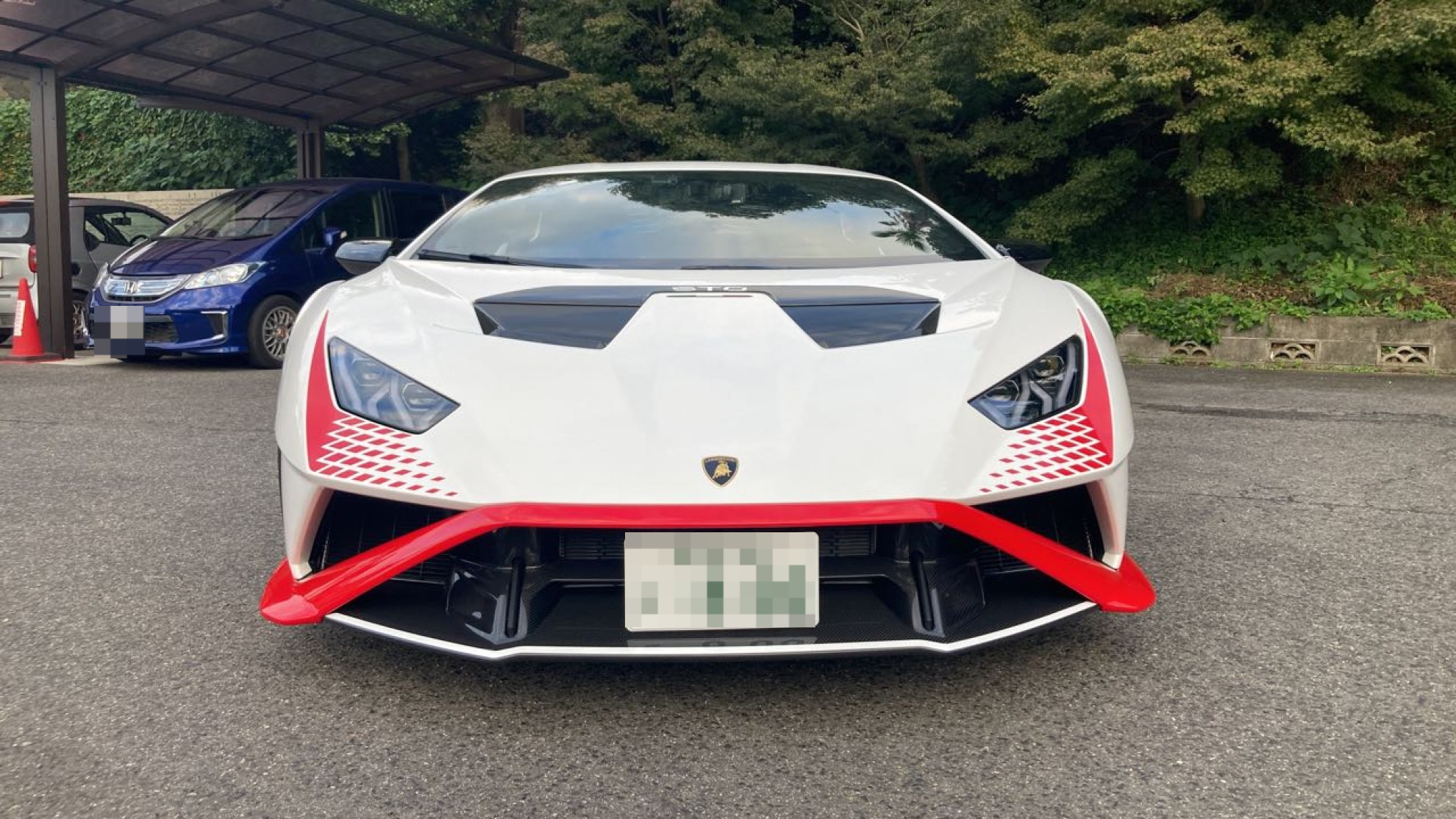 外装前方