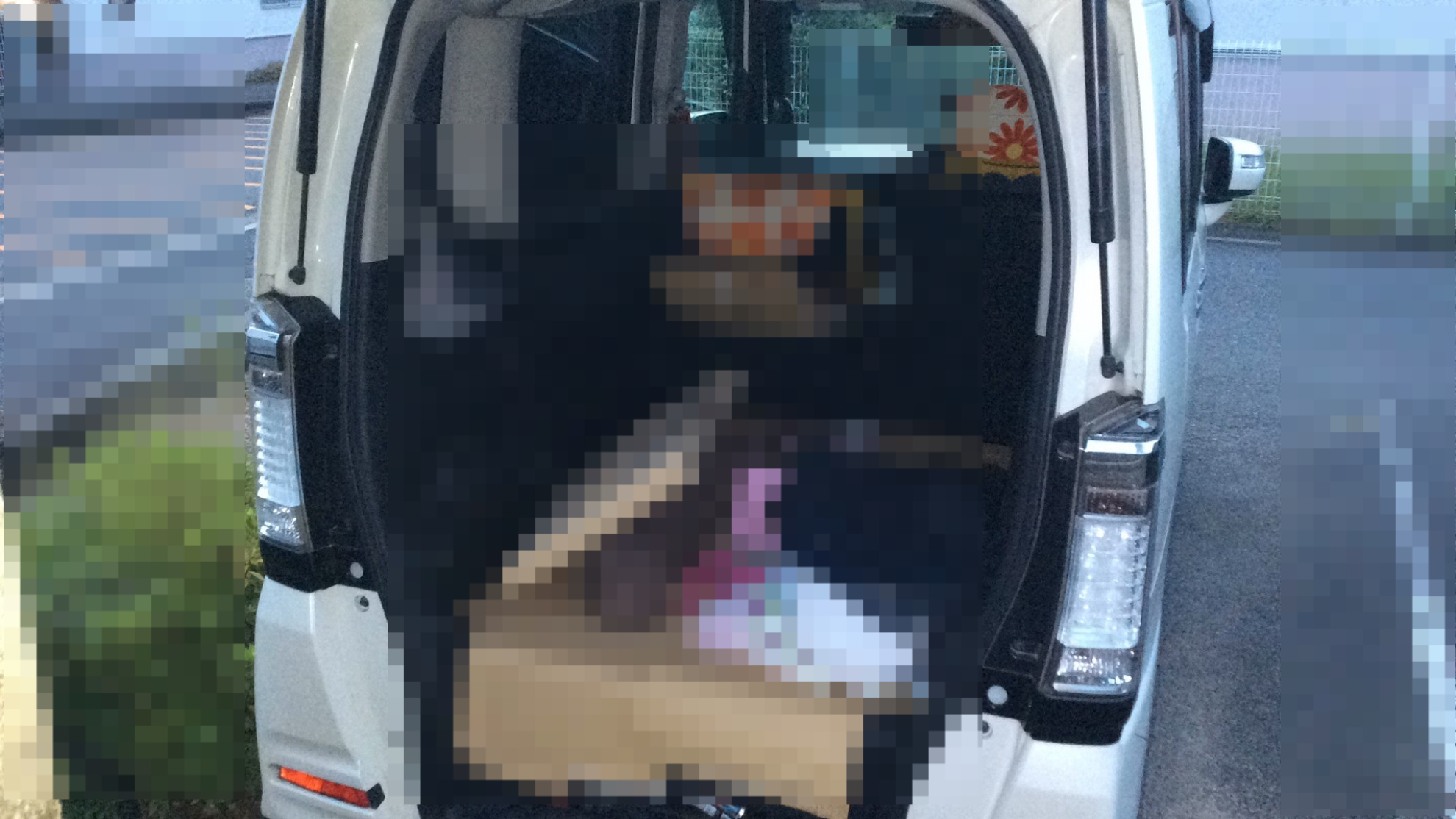 内装トランク