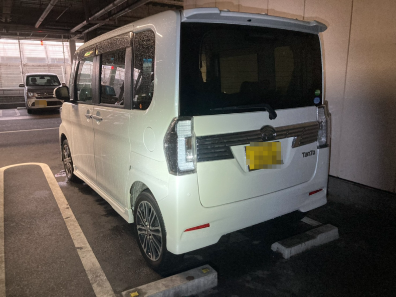 外装左後方