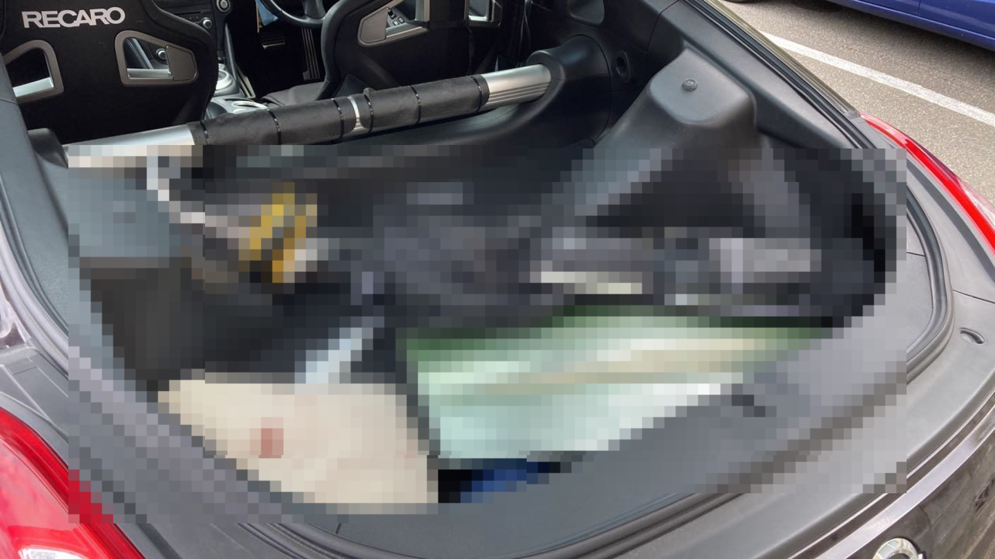 内装トランク