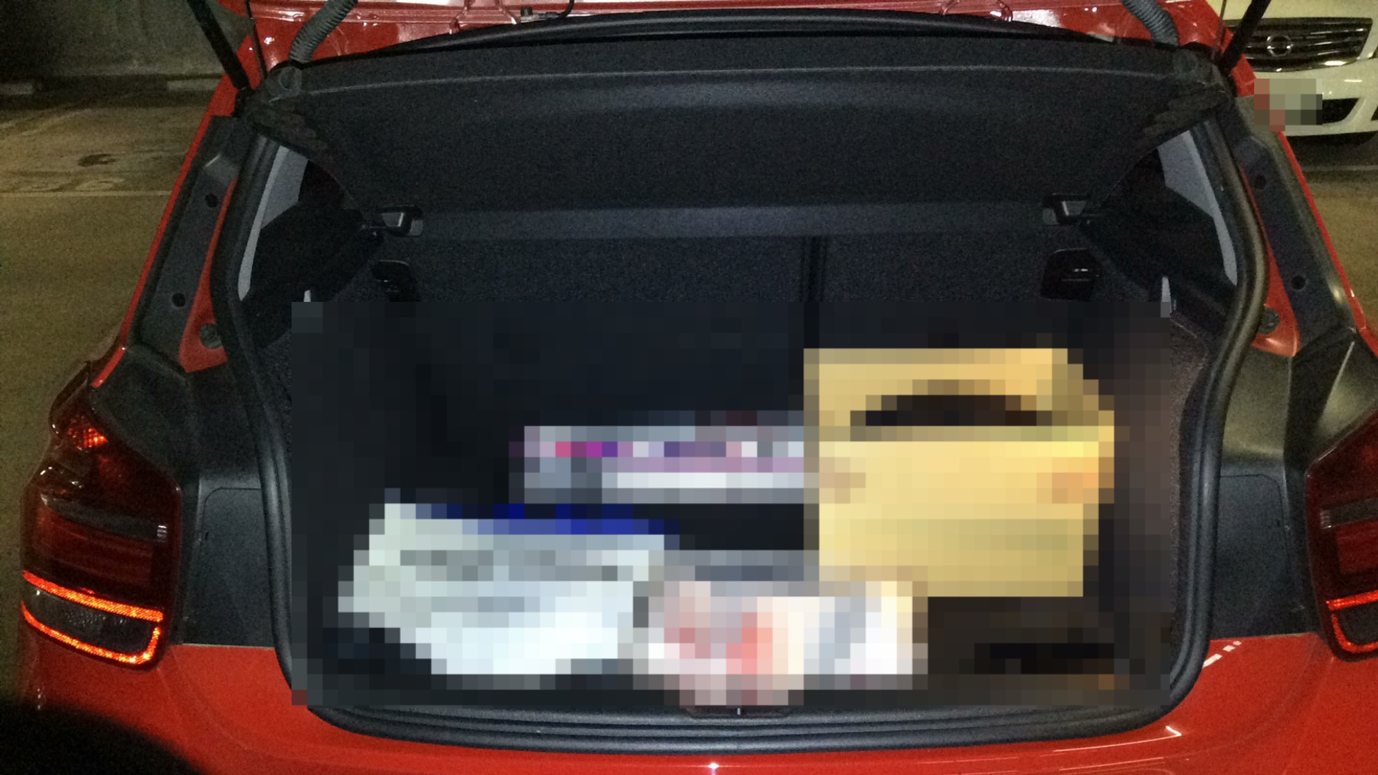 内装トランク