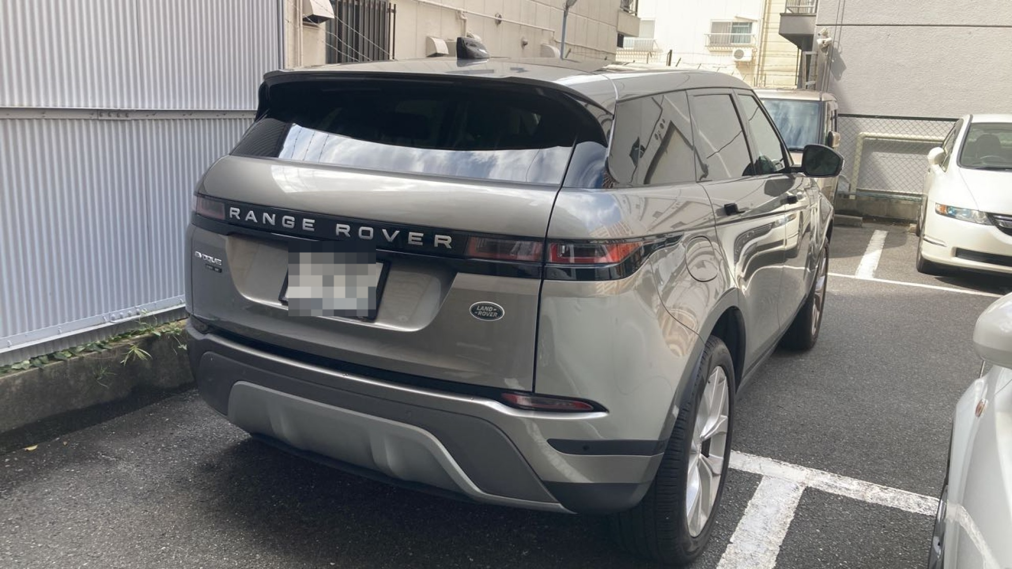 外装右後