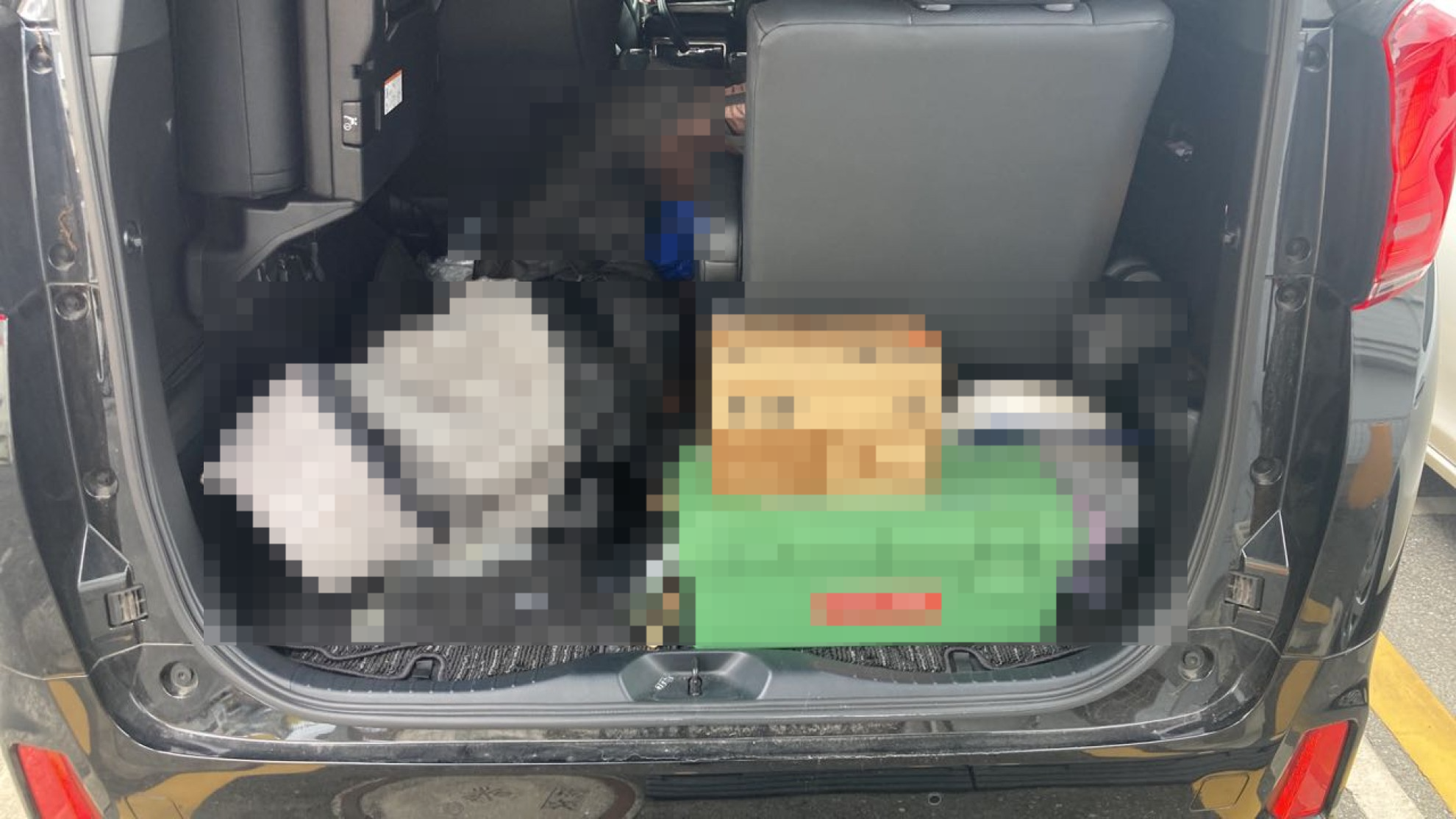 内装トランク