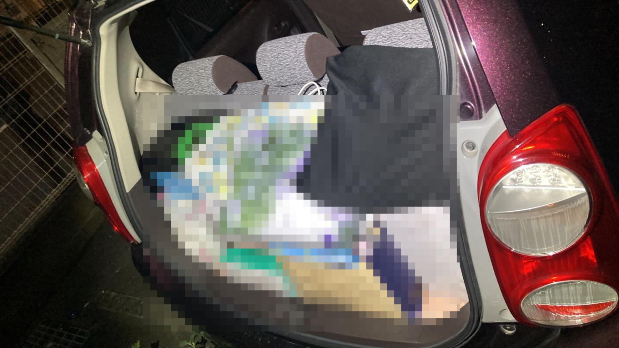 内装トランク