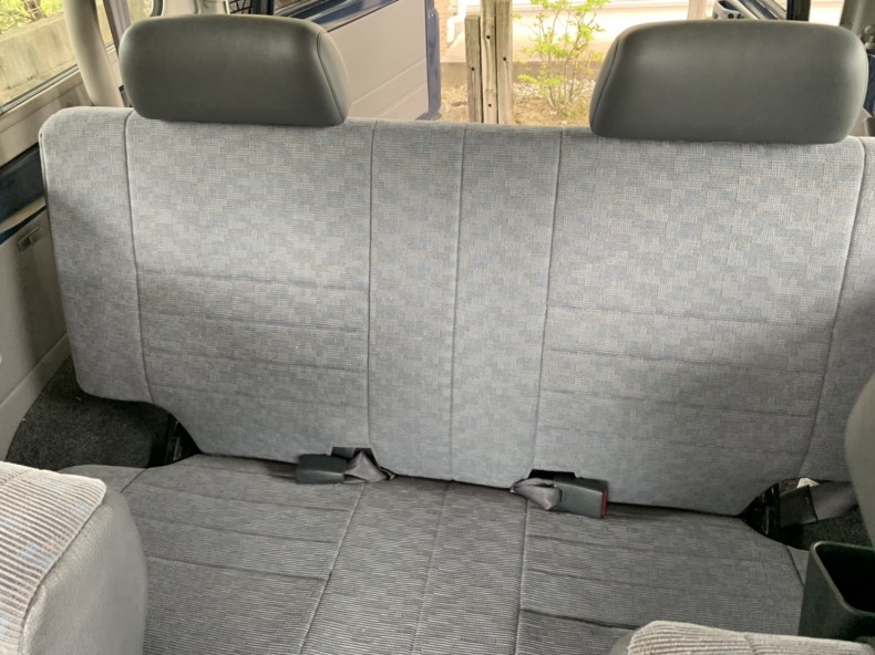内装後方シート