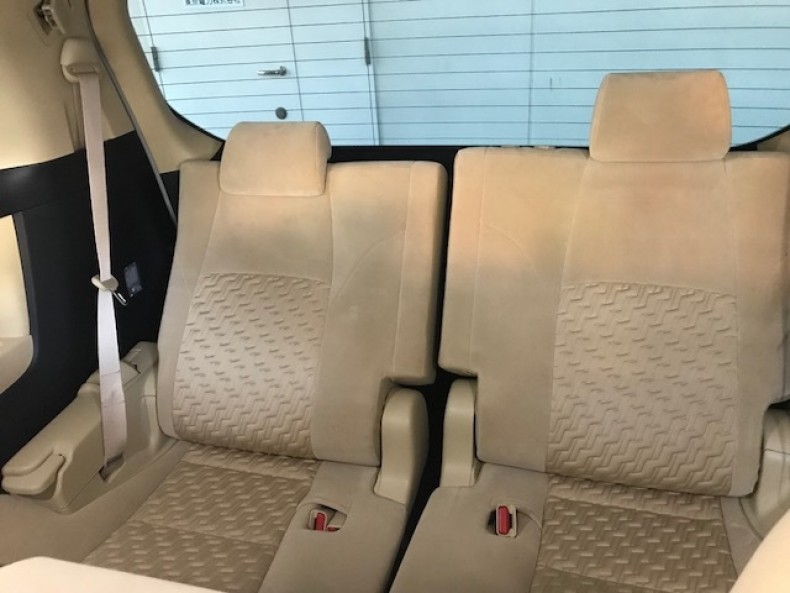 内装後方シート