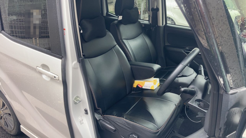 内装前方シート