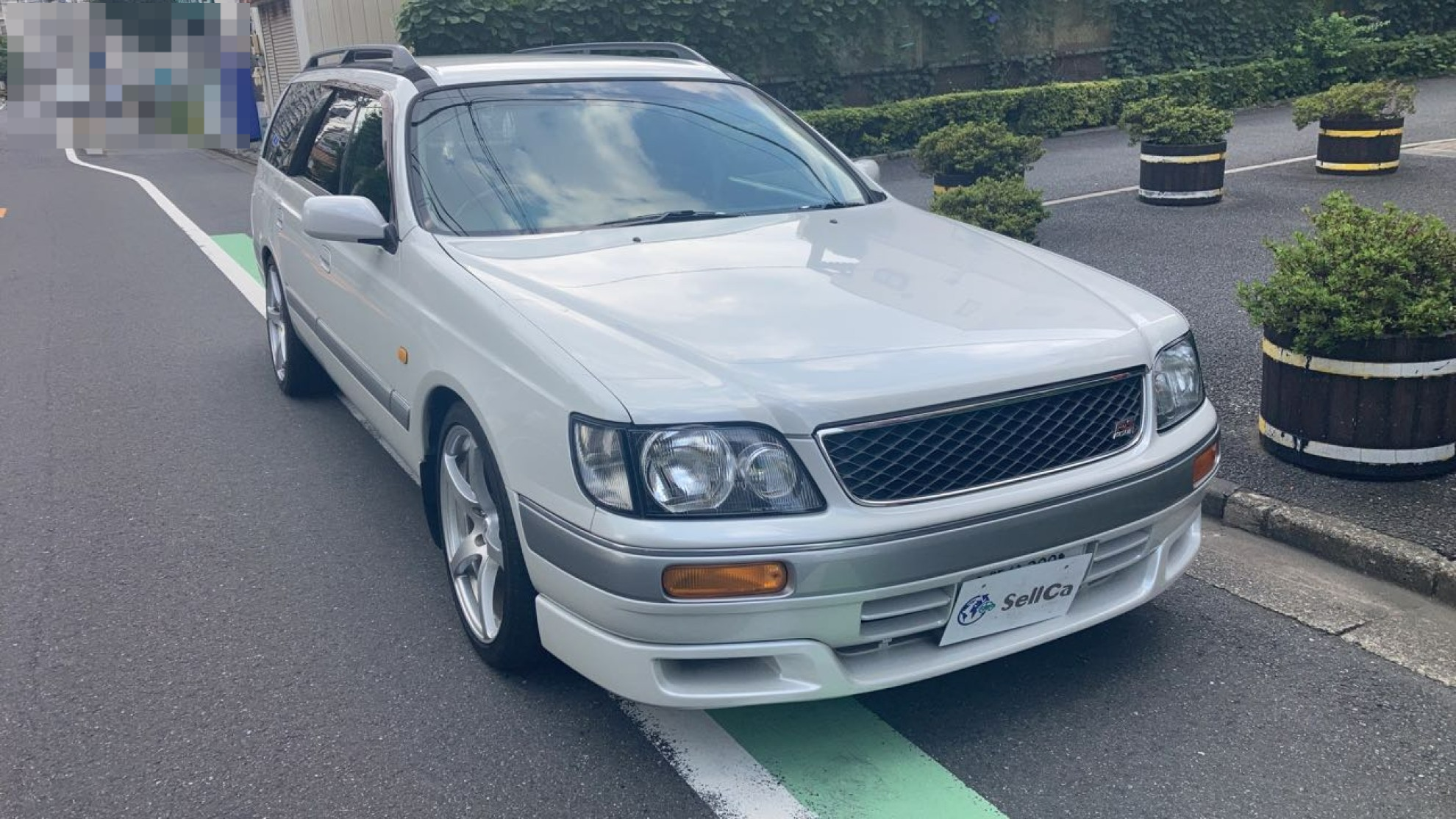 外装右前