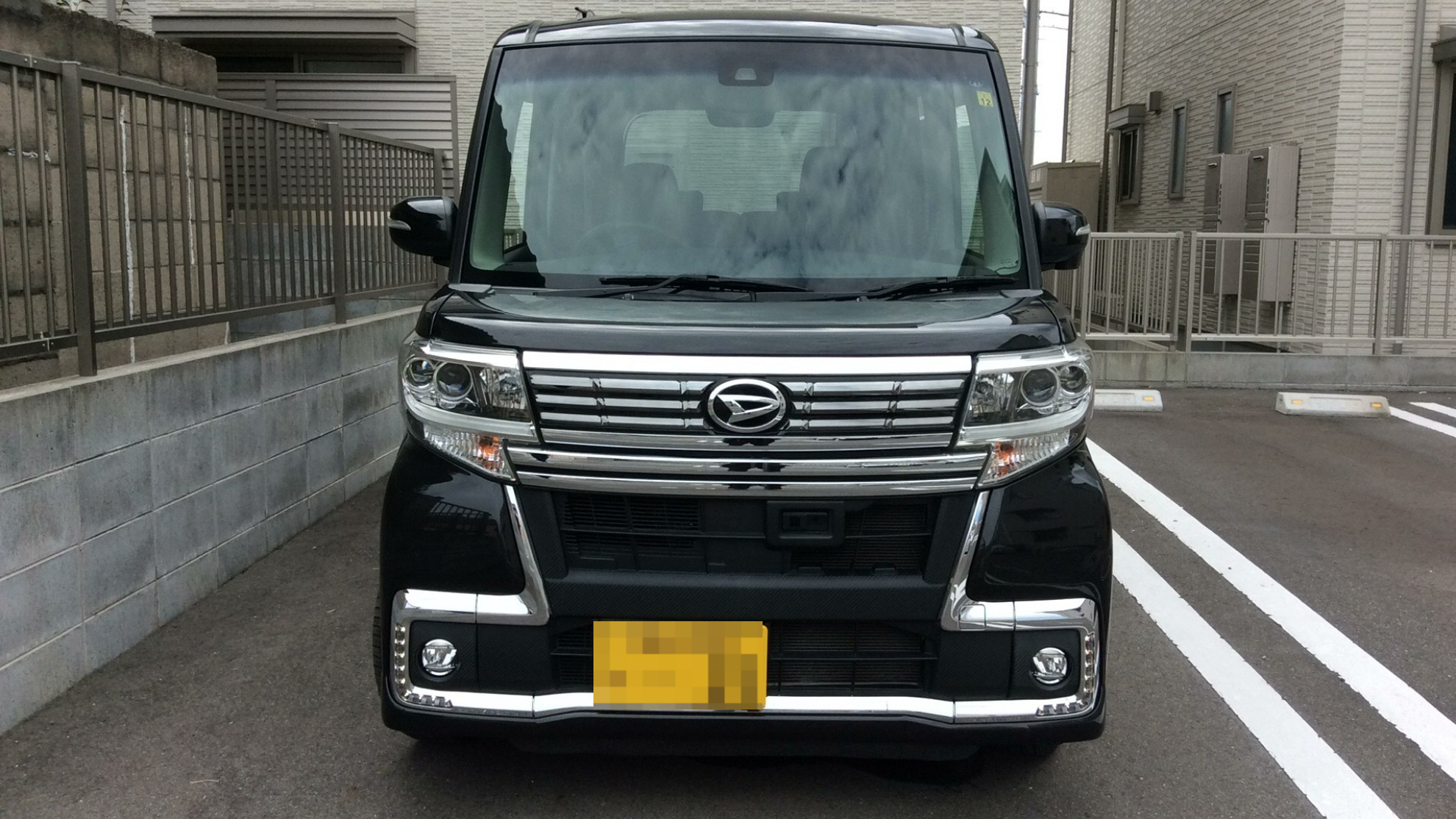 外装前方