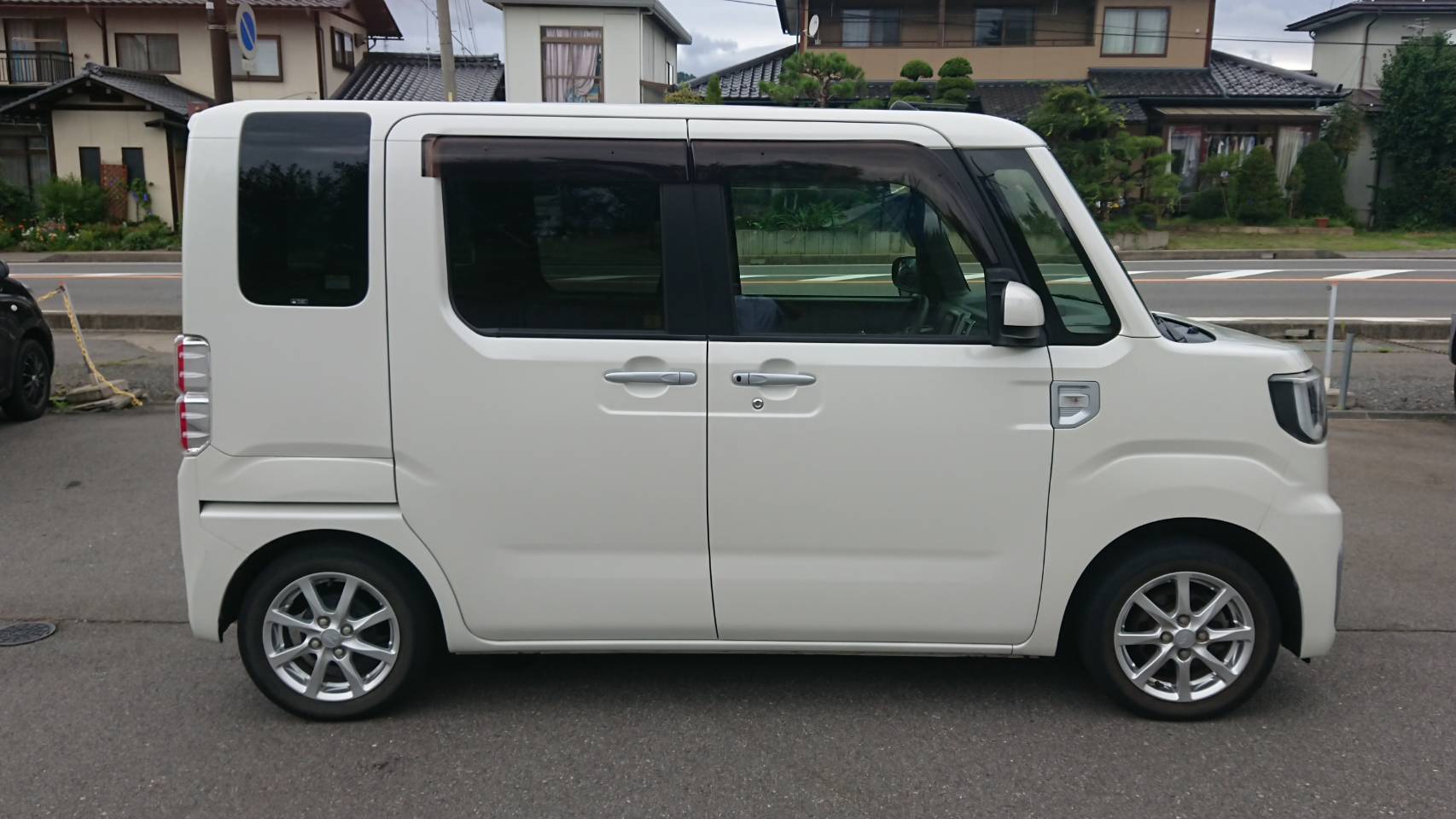 外装右