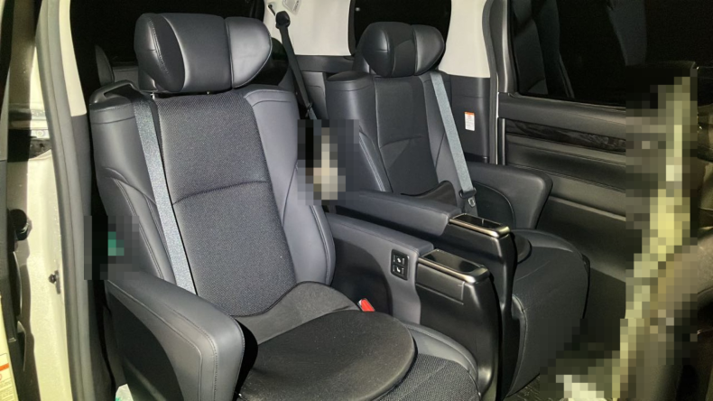 内装後方シート