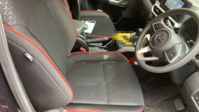 内装前方シート