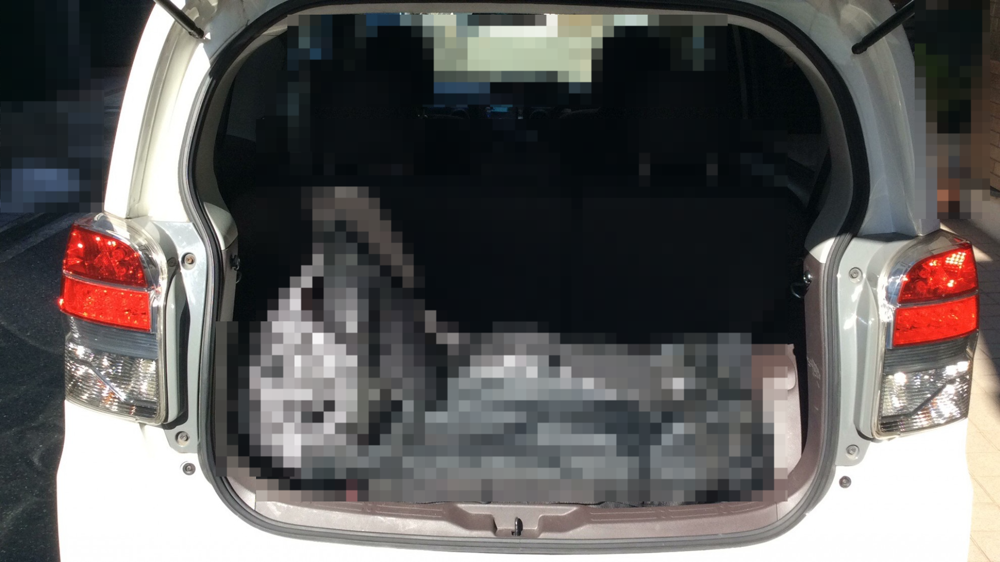 内装トランク