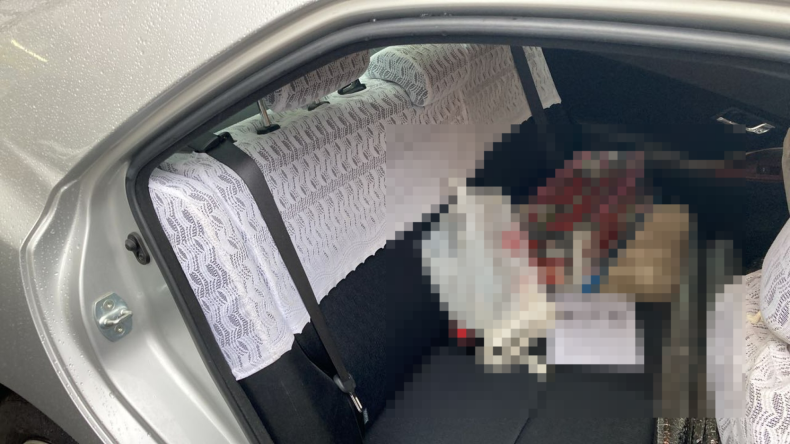 内装後方シート