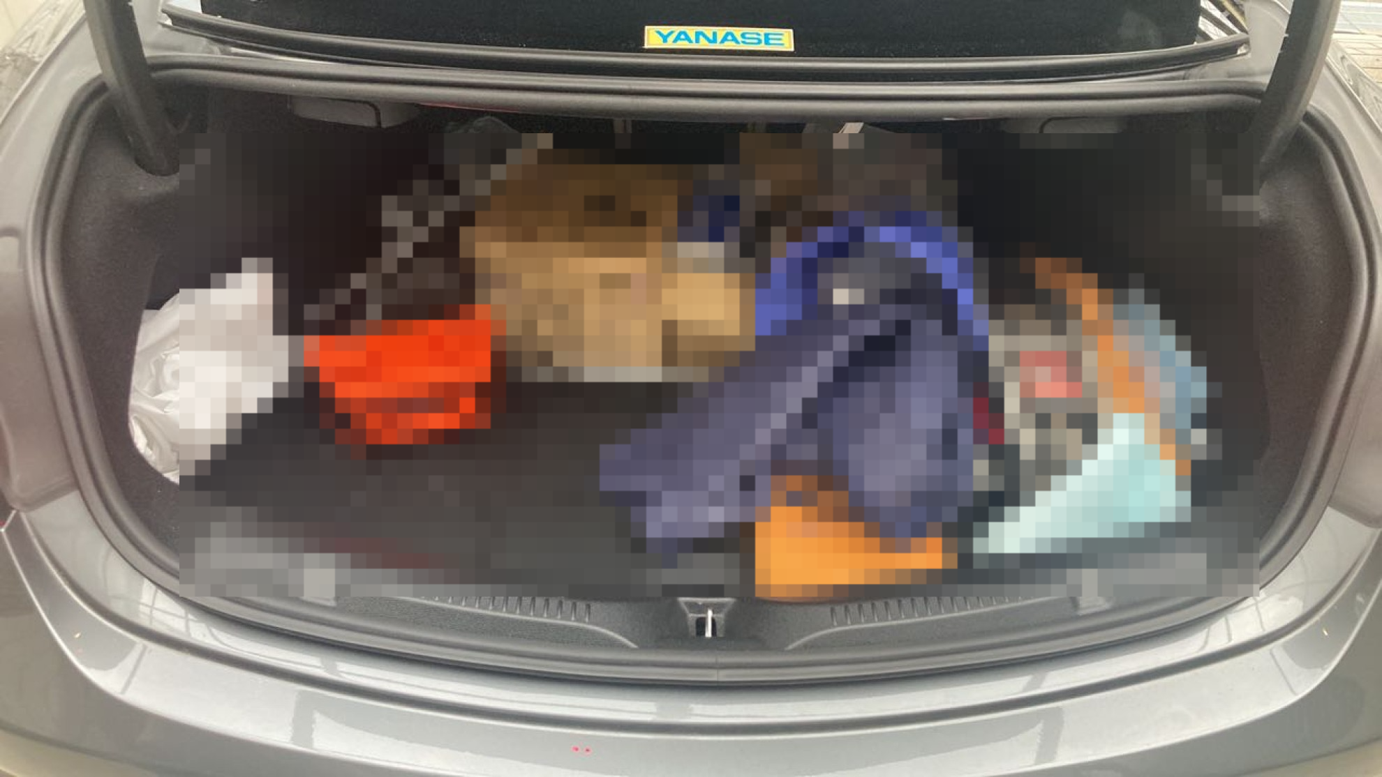 内装トランク