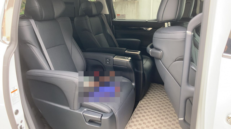 内装後方シート