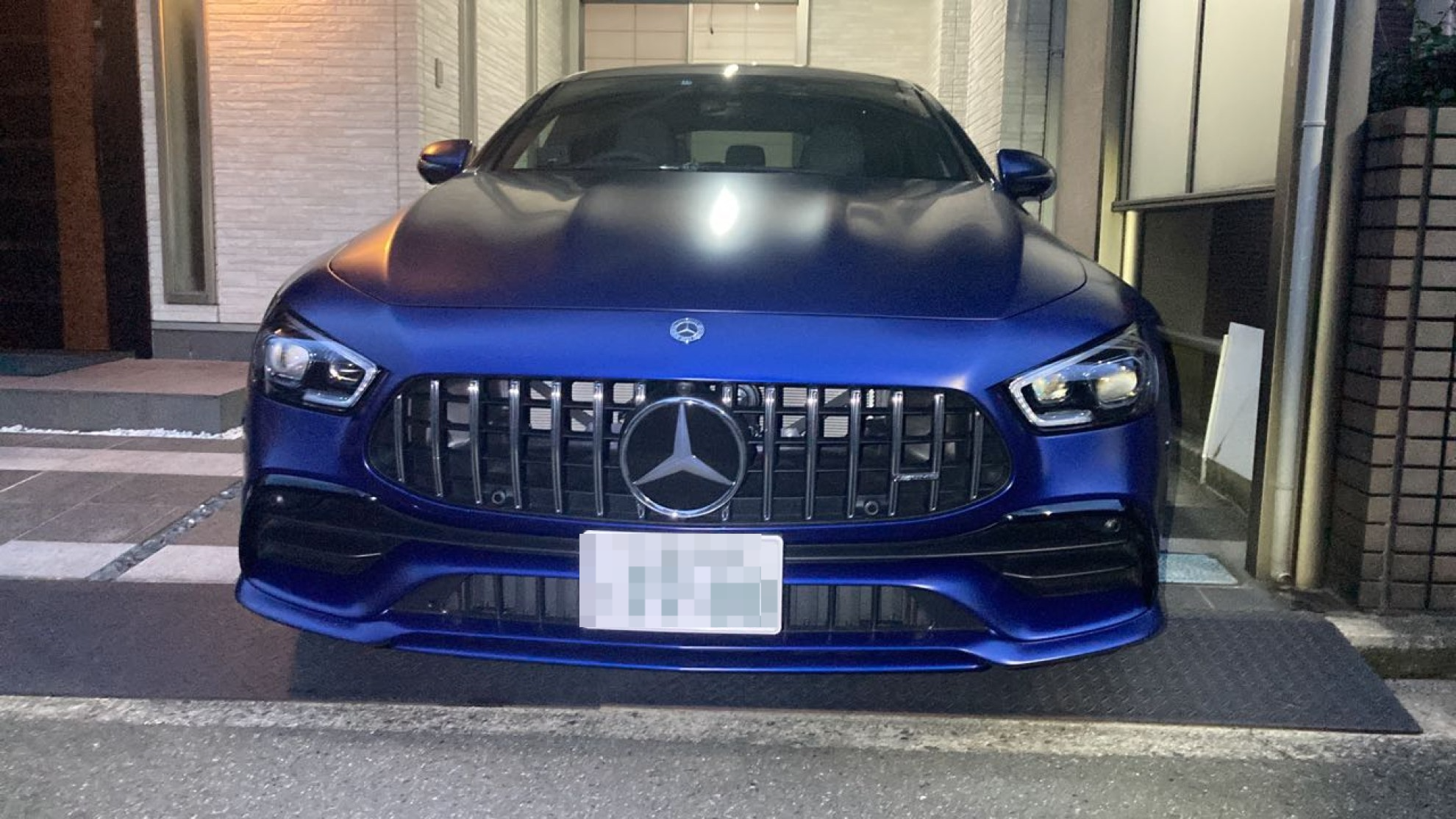 外装前方