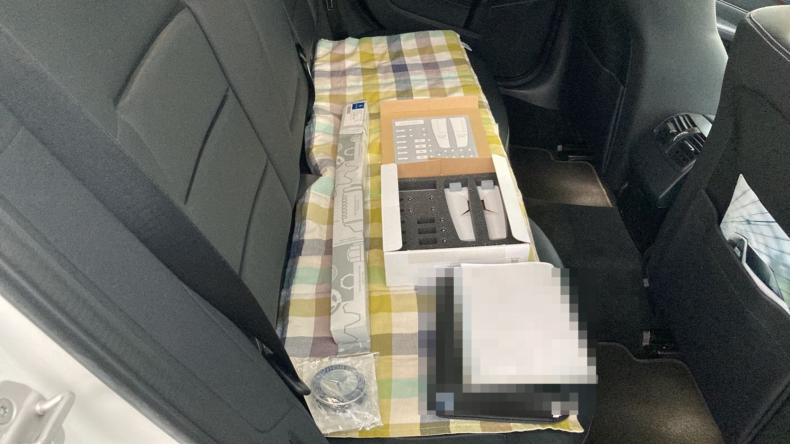 内装後方シート